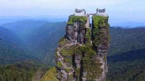 风雨梵净山 在线观看,探寻神秘山川的壮丽画卷  第2张